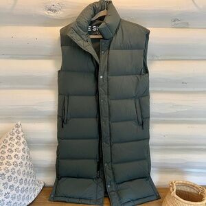 TNA Super Puff Long Vest